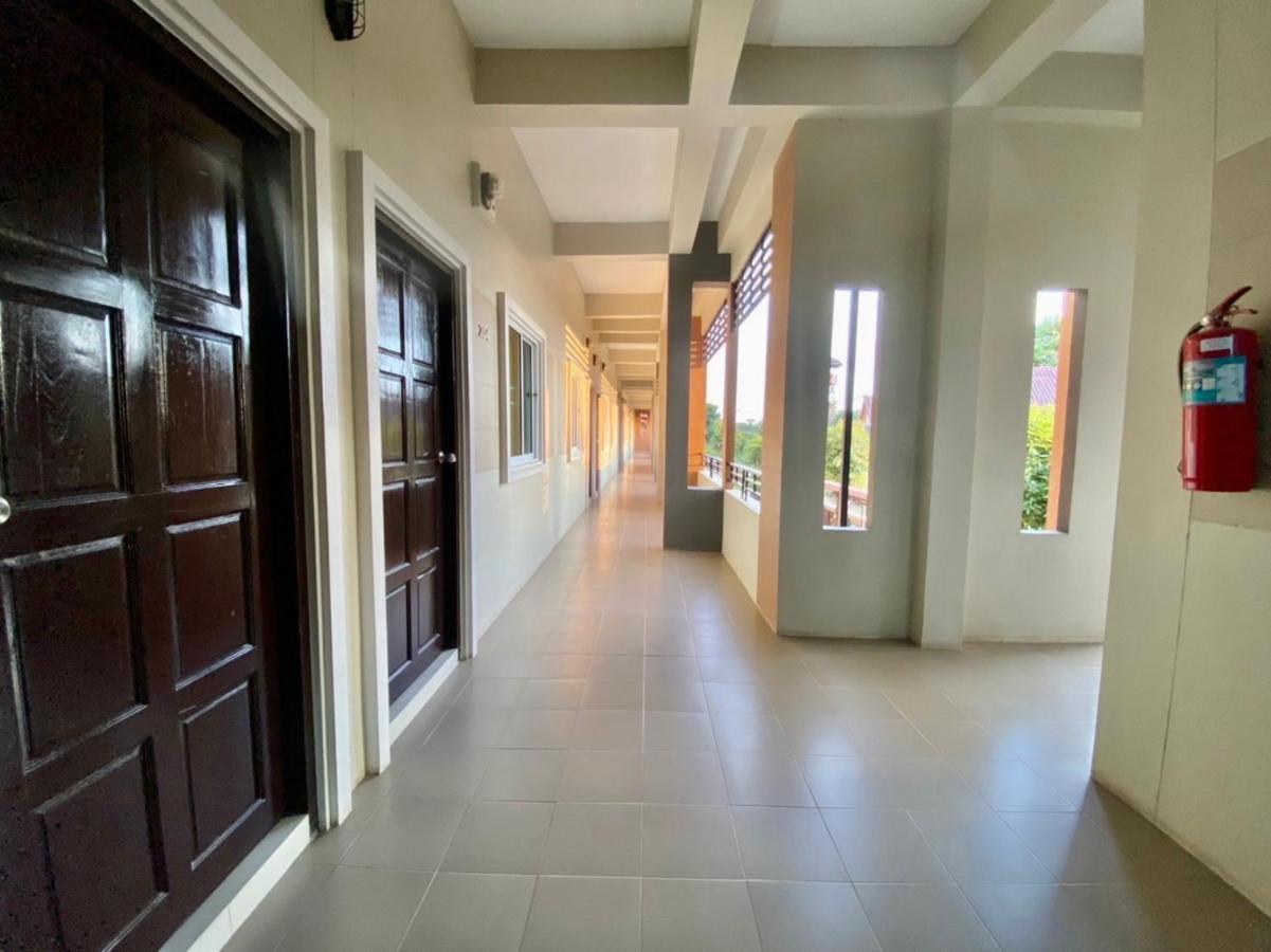 Preme Apartment @Maejo Ban pa Lan  Екстер'єр фото